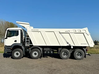 MAN TGS 2023 - 41.400 BB CH 8x4 Tipper Truck bild 4