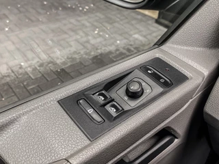 Volkswagen Transporter 2021 - 2.0 TDI Bestelwagen L2H1 obrazek 41