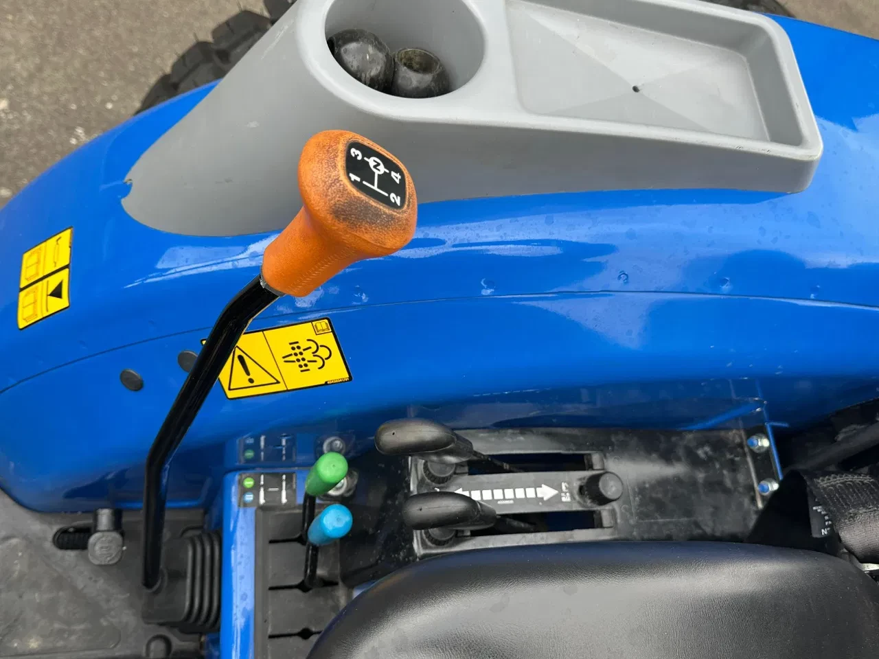 New Holland 2024 - Boomer 55 image 16
