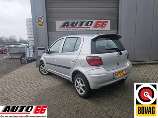 Toyota Yaris 2004 - 1.3 VVT-i Sol 100% onderhouden изображение 3