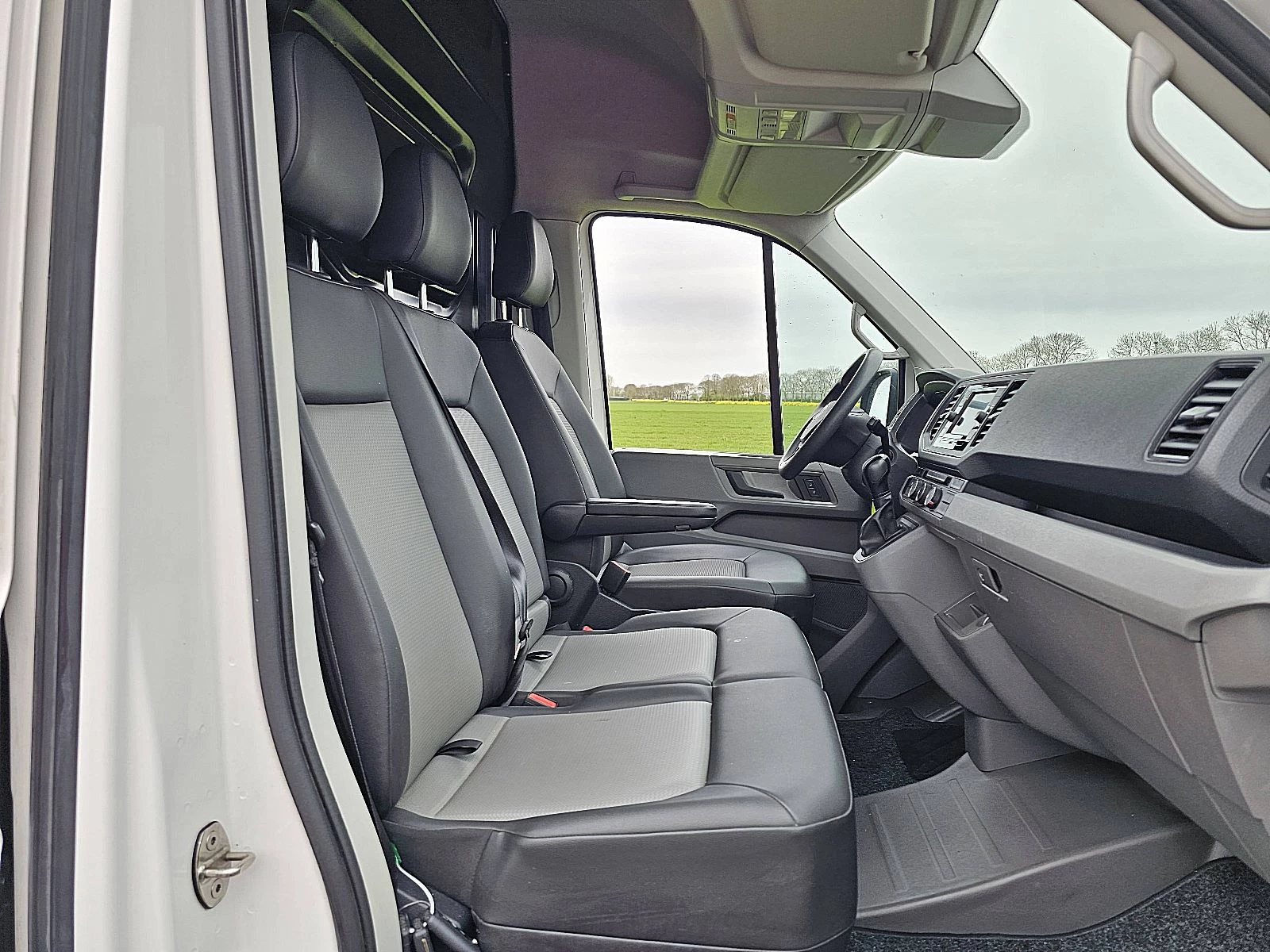 Volkswagen Crafter 2023 - 35 2.0 obrázek 7