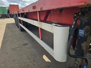 Renders ROC 12.27 | 3 AXLE FLATBED | HARWOODEN FLOOR | TWISTLOCKS 40 FT. |MB DISC 2002 - N/A obrazek 13