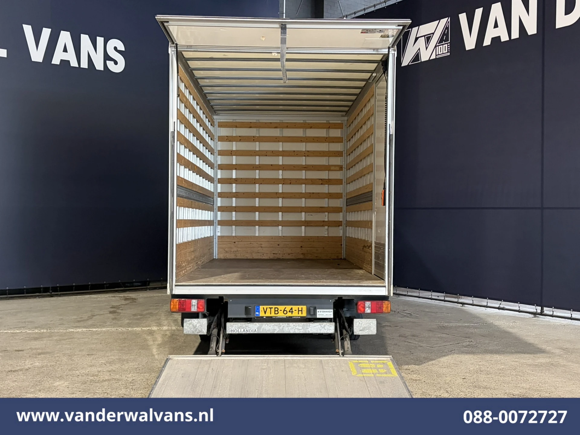 Ford Transit 2023 - 2.0 TDCI 130pk Bakwagen 232cm Hoog Laadklep Zijdeur Euro6 Airco | Lat om Lat betimmering obrázek 3