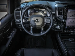 Dodge Ram 1500 2024 - Limited Night image 7