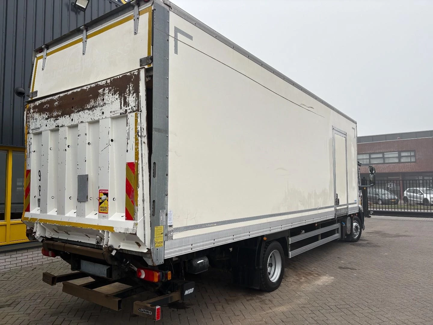 Iveco 120E18 2012 image 4