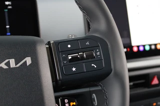 Kia PV5 2026 - L2H1 Plus 71.2 kWh 164pk - 416km WLTP - Stoel/Stuurverwarming - Keyless - V2L - Camera - ACC met stuurhulp - Rijklaar zdjecie 24
