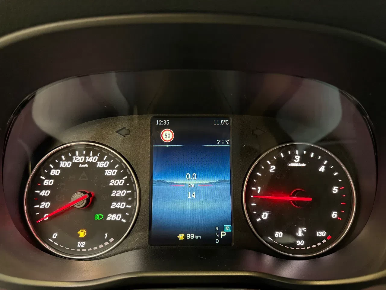 Mercedes-Benz Vito 2024 - 116CDI L2H1 4x4 Automaat Airco Cruisecontrol Trekhaak NIEUW BPM VRIJ zdjęcie 18