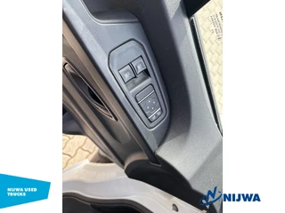 Renault Trafic 2022 - 130 T30 L2H1 Bijrijdersbank + Airco image 15