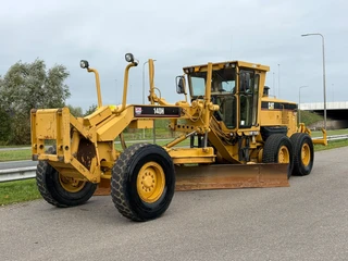 Caterpillar 140H 2004 image 2 thumbnail