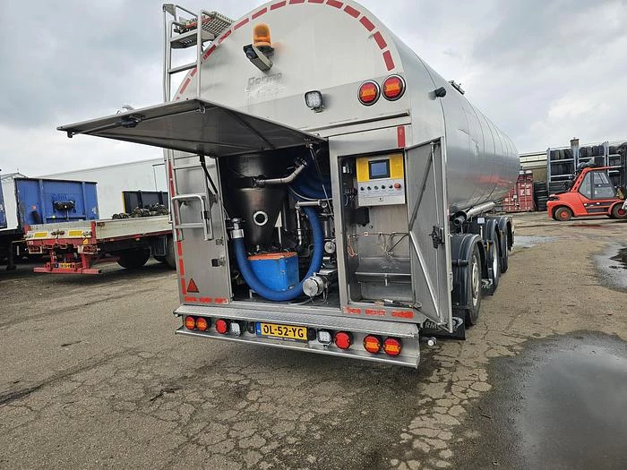 Magyar S43 EDD | MILK/ FOODSTUFF | 36000 LTR | 2 STEERING AXLE'S | DISC BRAKES. 2013 image 26
