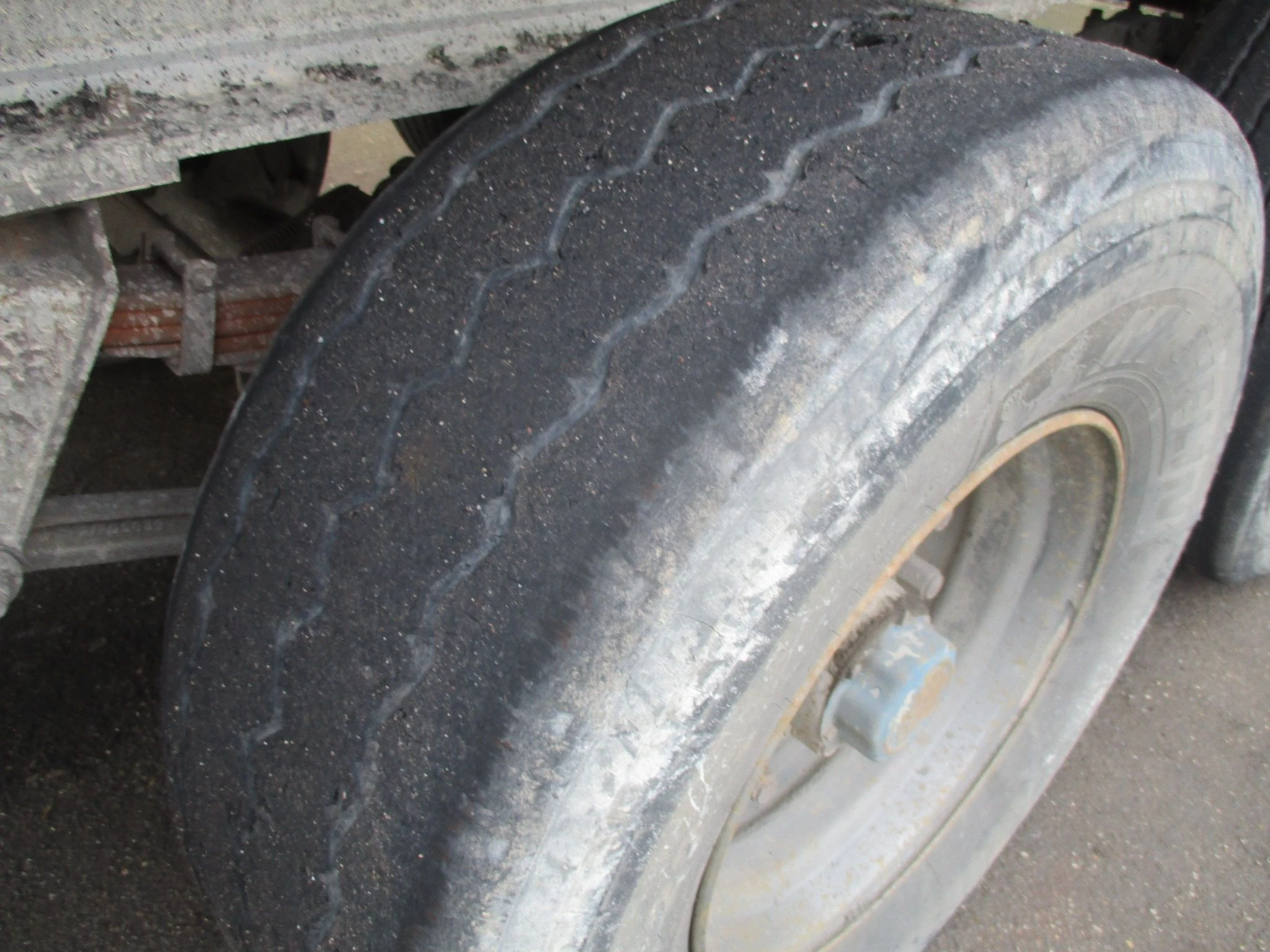 Stas 2000 - 2 Axle , tipper trailer , spring suspension, Drum brakes obrázek 10