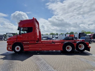 Scania T 2016 - T520 V8 6x2 - AJK Hooklift - New BUFFL interior - Retarder - Full air - Show truck zdjecie 52