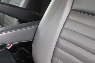 Ford Transit Custom 2022 - 320 2.0 TDCI L1H1 Tourneo 170pk - Automaat - Leder - ACC - 1+1 stoelopstelling - Bi-Xenon -Stoelverwarming - Rijklaar изображение 30