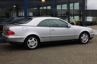 Mercedes-Benz CLK 1999 - Cabrio 230 K. 194pk Automaat Elegance HARDTOP <<NIEUWSTAAT>> TREKHAAK imagem 3