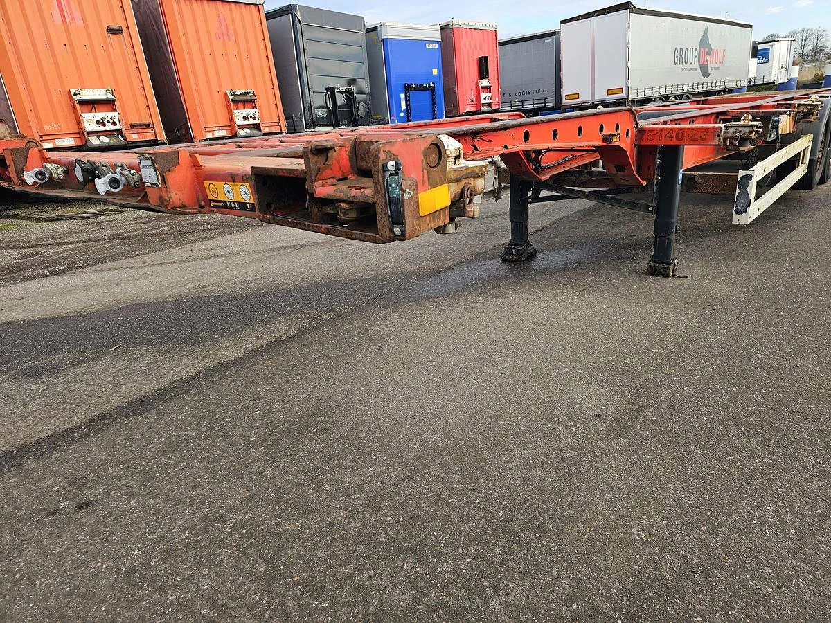 Krone SD 27| FIXED CHASSIS | SAF DISC. 40 FT |2 X 20 FT| HIGHCUBE | 20 FOOT MIDDLE| LIGHT WEIGHT|4740 KG. 2004 imagen 24