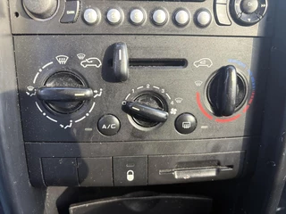 Peugeot 207 2007 - 1.4 X-line AIRCO APK tot 05-2027 afbeelding 14