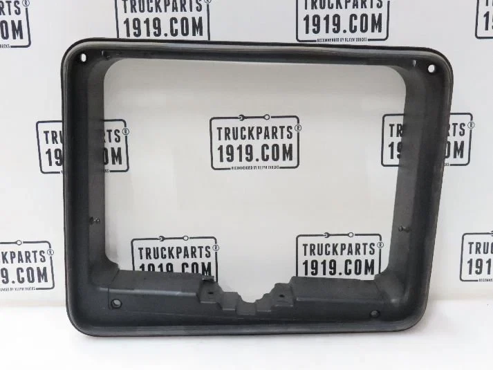 Scania - 3045697 Frame gereedschapsluik Li. zdjęcie 1