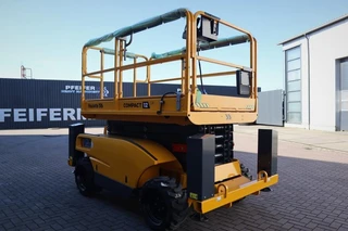 Haulotte 2023 - Compact 12DX Valid Inspection, Diesel, 4x4 Drive, immagine 2 miniatura