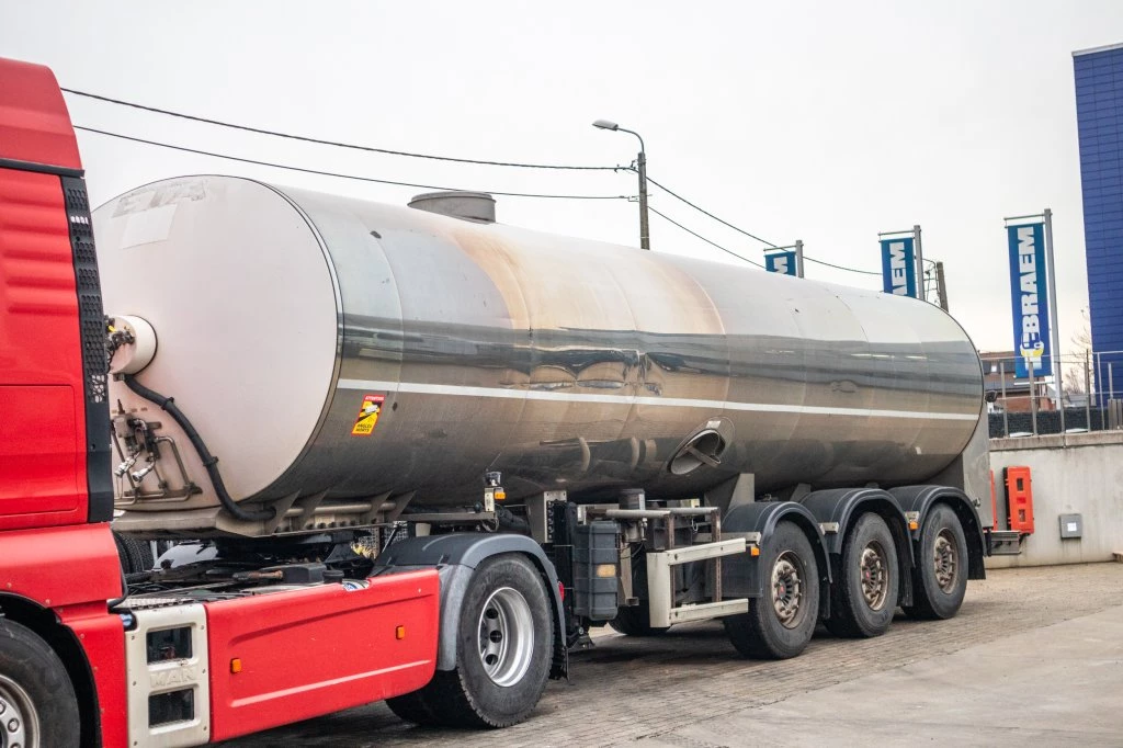 ETA 2012 - CITERNE LAIT/MILCH/MILK 29000L afbeelding 1