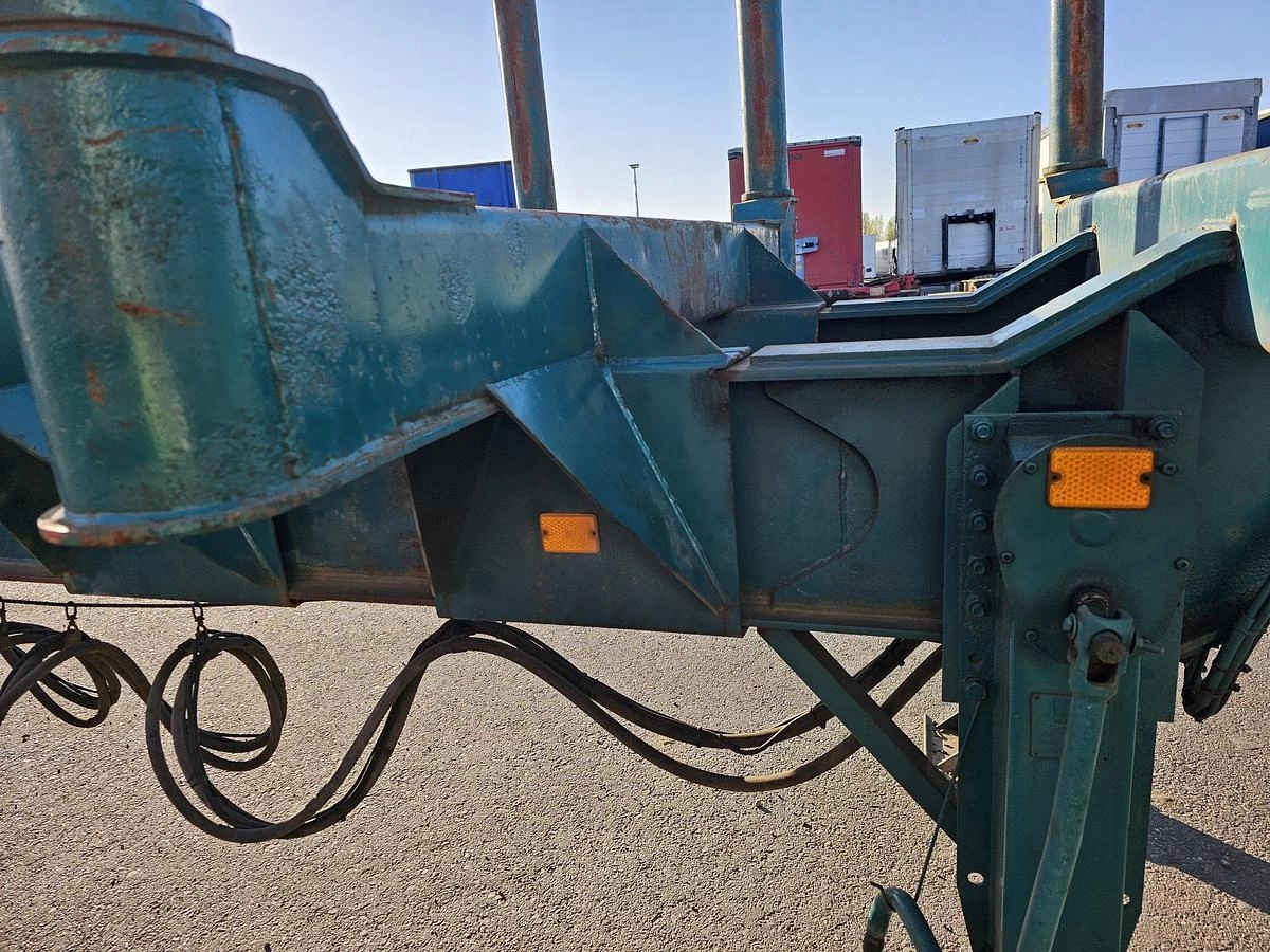 LEONET TB 18 - WOOD TRAILER WITH CRANE - BPW DRUM STEEL SUSPENSION. 1992 image 14