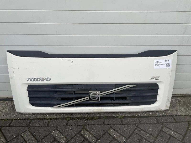 Volvo - 20748339 / 20748349 GRILLE (2005-2014) Bild 1