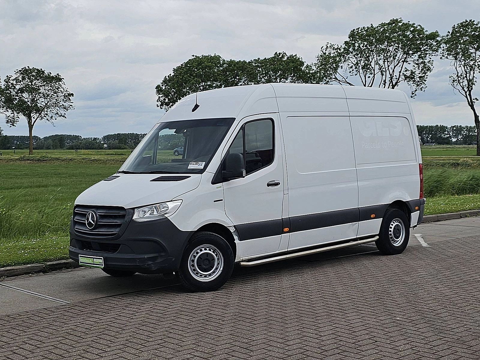 Mercedes-Benz eSprinter 2021 Bild 2
