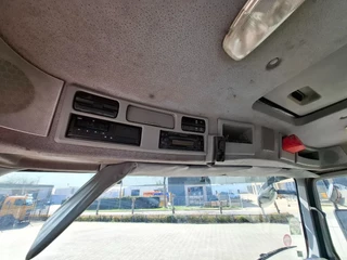 Mercedes-Benz Actros 2008 - 3351 V8 / 6X4 / !! 182393 KM !! / RETARDER / 2XBIG AXLE / PTO / FULL-STEEL / DRUM BRAKES / AIRCO / 2008 immagine 20
