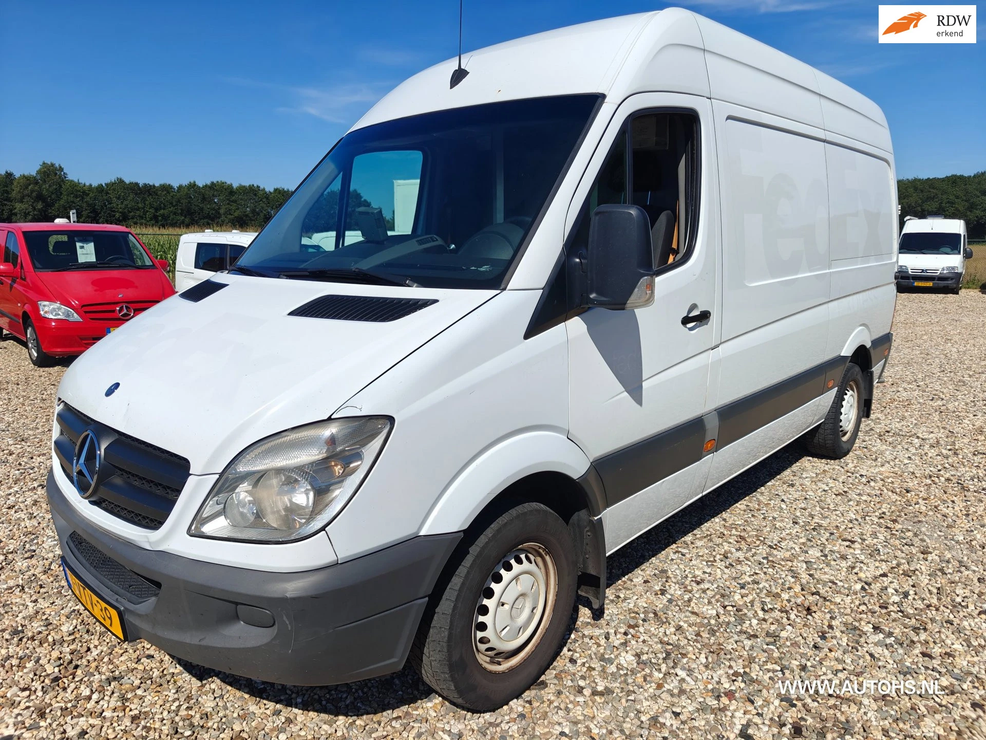 Mercedes-Benz Sprinter 2012 - 513 2.2 CDI 366 HD , Apk maart 2027 , Euro 5 , 130 PK , rijd en schakelt ok. afbeelding 1