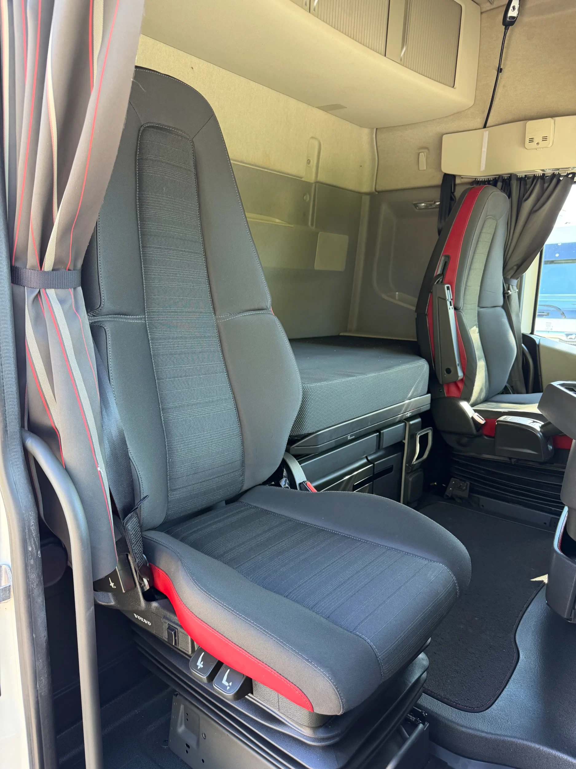 Volvo FH 2019 - 460 3x Globe *Standard-SZM *Standklima *ACC imagen 32