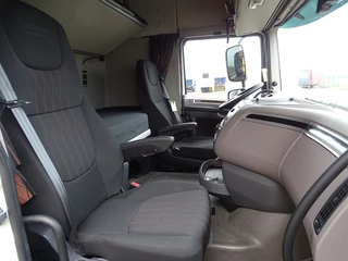 DAF N/A 2021 - XF106 SPACECAB obrazek 4