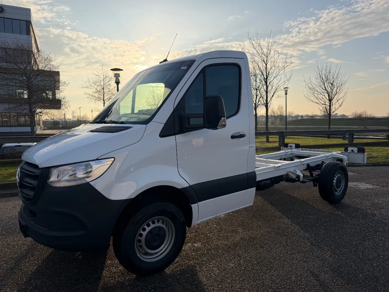 Mercedes-Benz Sprinter 2024 - 315CDI Chasi Cabine ( 3,66 Wielbasis ) Automaat Airco Cruisecontrol BPM VRIJ immagine 2