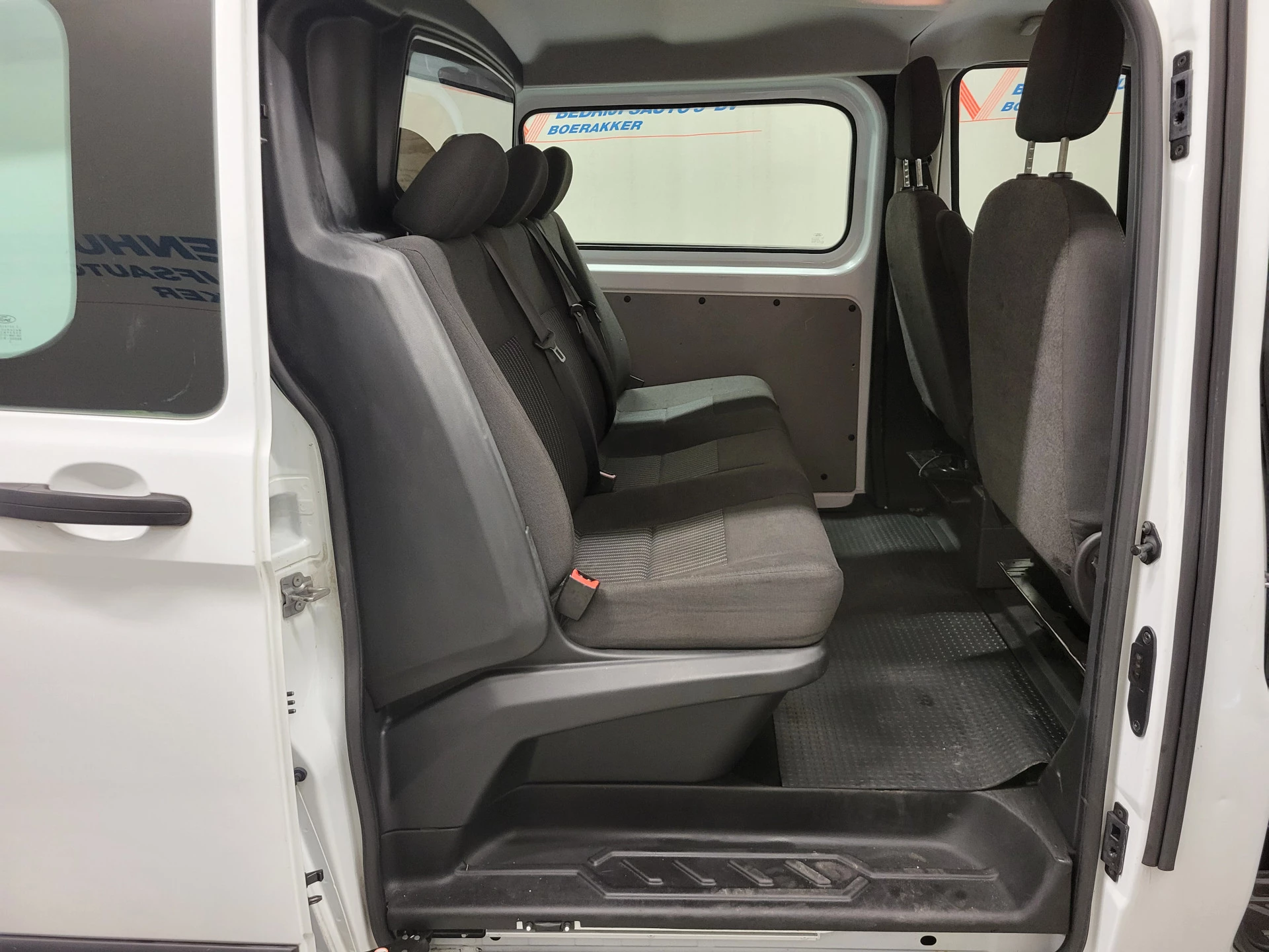 Ford Transit Custom 2013 - 2.2TDCI L2/H1 Dubbele Cabine Apk tot 19-11-2026! image 6