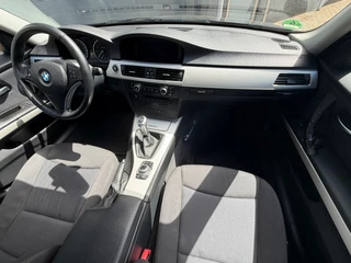 BMW 3 Series 2011 - 318i Business Line bj.2011 Navi|Trekh|Pdc|Nap. imagen 9