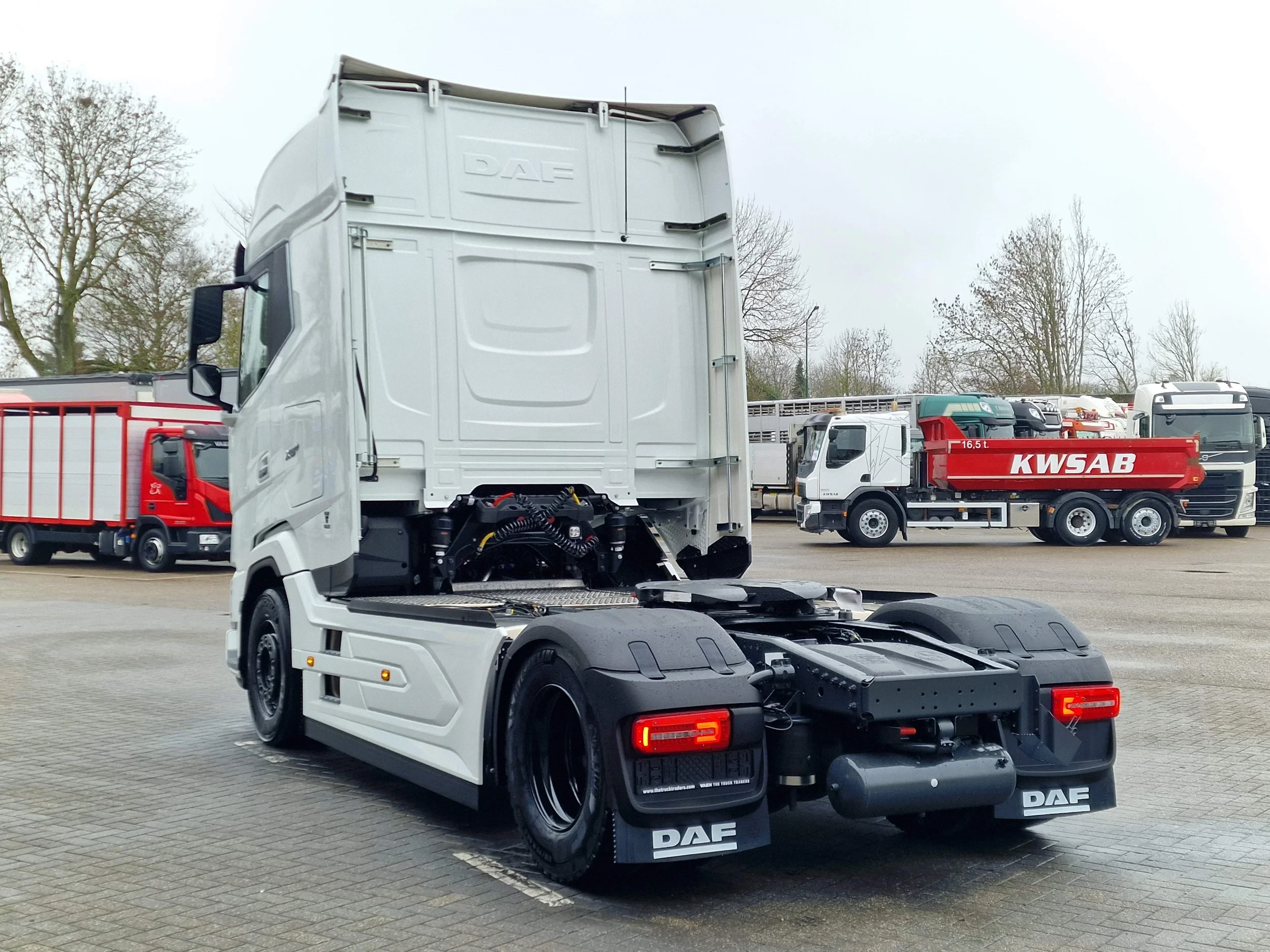 DAF XG+ 2026 - 530 4x2 - New - Retarder - Night clima - 2x tank - Air horn - 3 years warranty zdjęcie 5