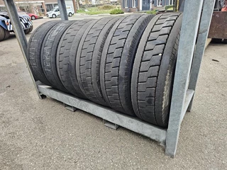 MICHELIN 280/75 R 22.5 TERMNAL TRACTOR TIRE EXTRA HEAVY DUTY. 2005 - N/A zdjecie 5