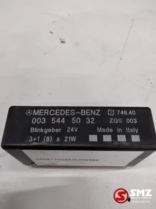 Mercedes-Benz N/A - Occ Knipperlicht relais Mercedes Actros bild 2