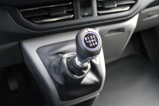 Ford Transit Custom 2024 - 320 2.0 TDCI L2H1 Limited 150pk - Adaptive Cruise - Verwarmd stuur - Blind spot - Navigatie - Camera - Draadloos laden - Rijklaar obrazek 31