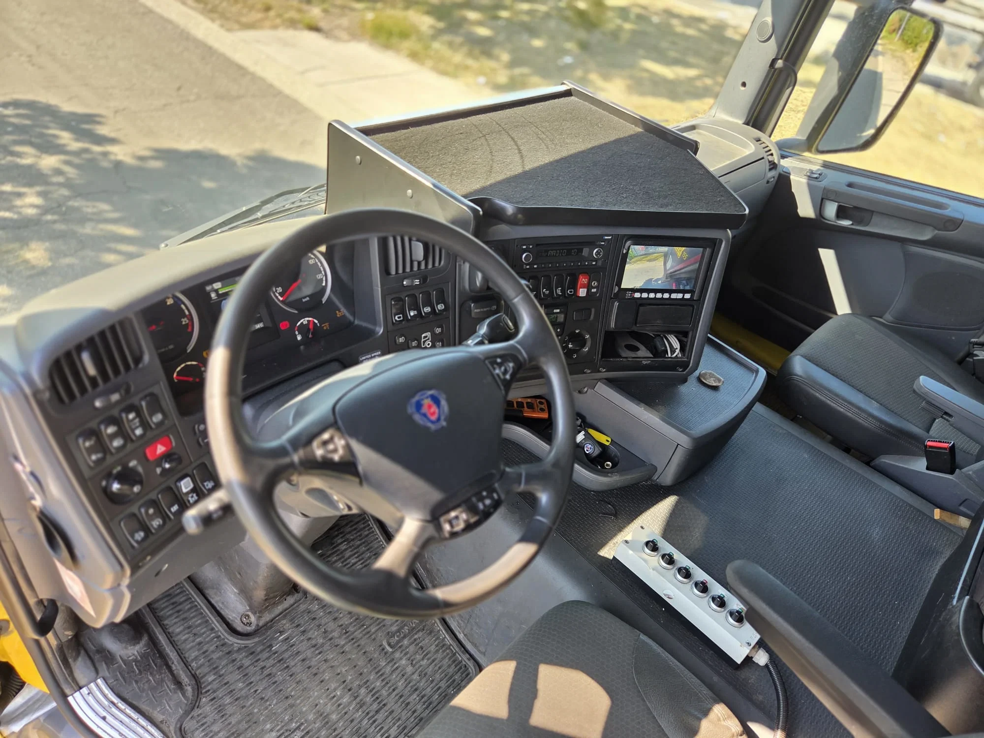 Scania G 2014 - G410 10X4 ASFALT + RETARDER afbeelding 9