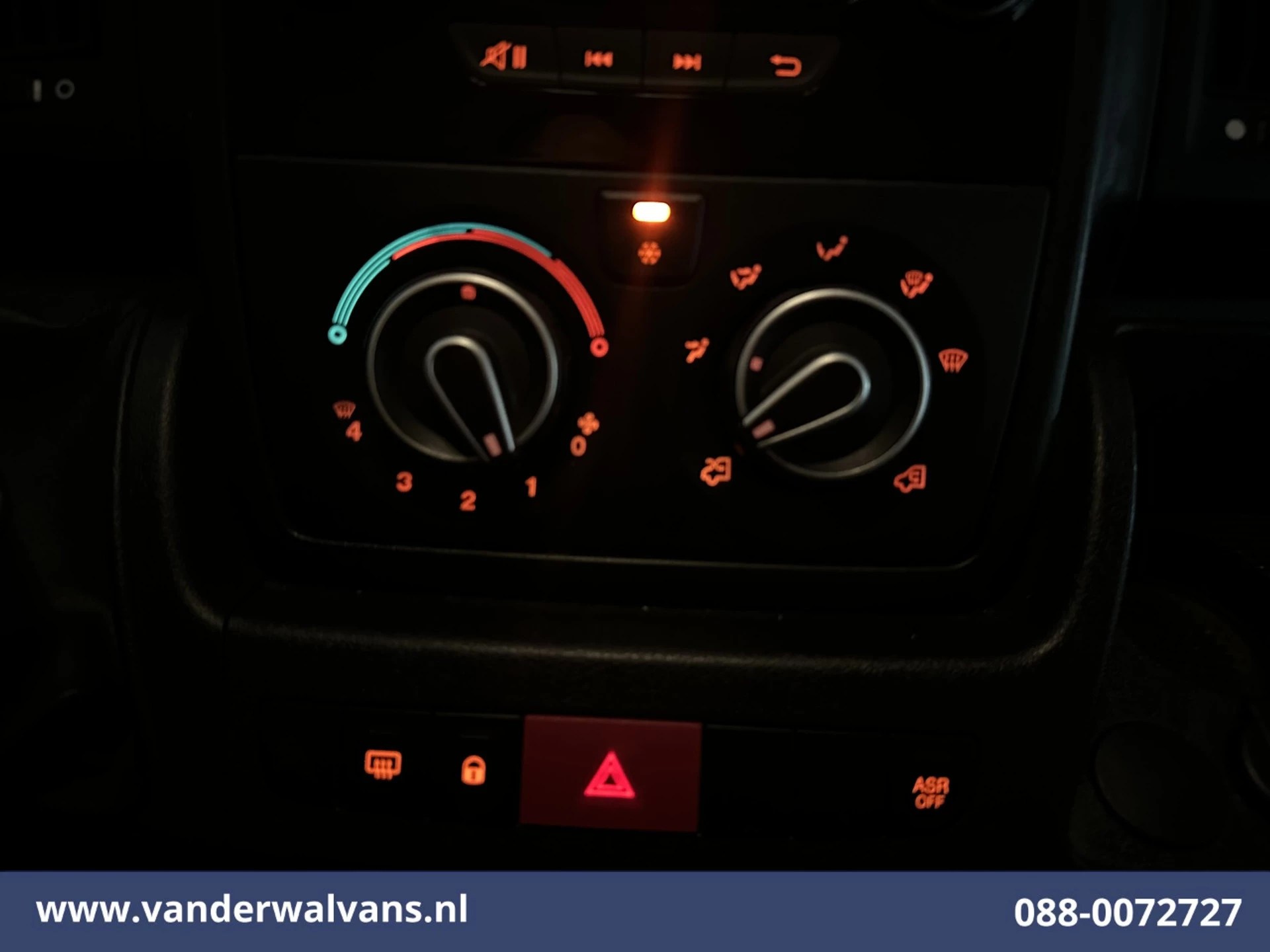 Citroën Jumper 2022 - 2.2 BlueHDi 141pk Bakwagen 436cm lang Laadklep 1115kg laadvermogen Euro6 Airco | Cruisecontrol | immagine 5