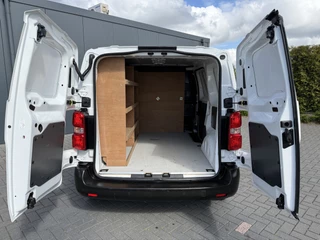 Peugeot Expert 2022 - 1.5 BlueHDI 102 PK / L2H1 / 1e EIG. / 46.846 KM! / AIRCO / CRUISE / NAVI / CARPLAY zdjecie 8