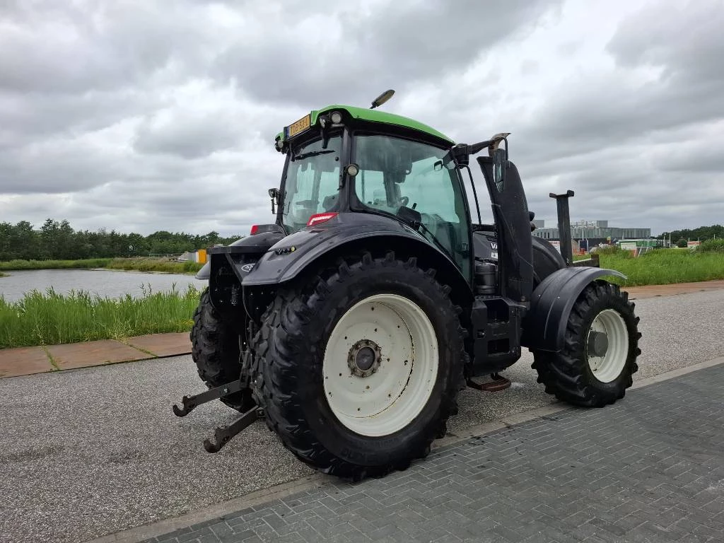 Valtra 2017 - T 214 Direct Twintrac Bild 7