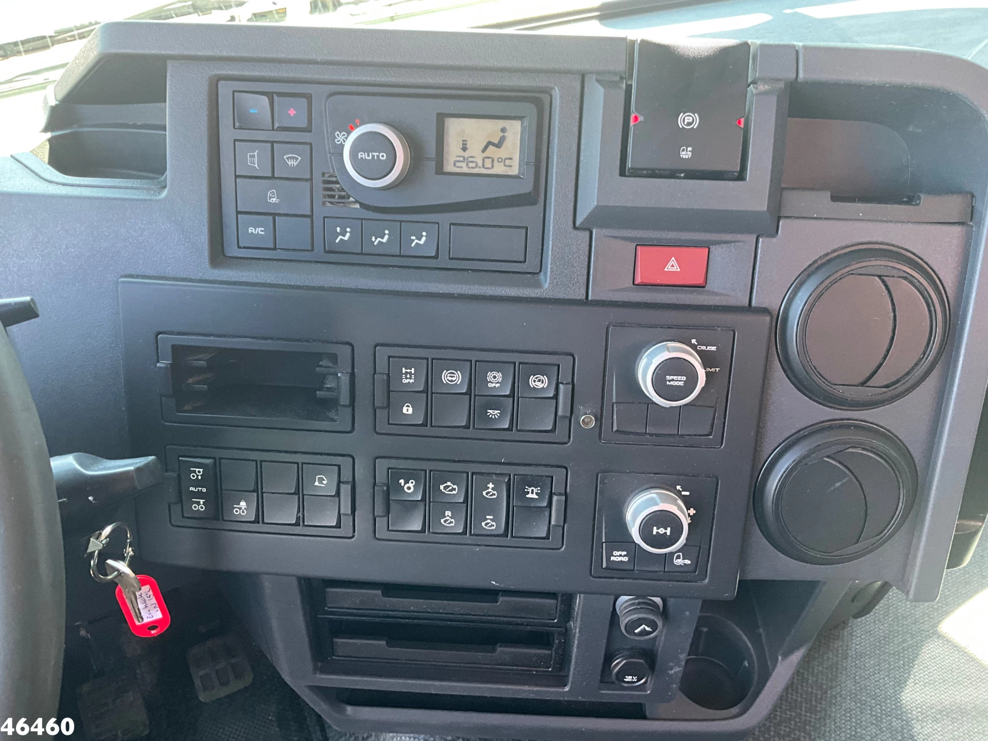 Renault 19 2016 - C 460 Euro 6 8x4 Palfinger Tonmeter laadkraan image 14