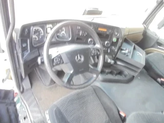 Mercedes-Benz Actros 2016 - 2340 LL 6X2 image 7