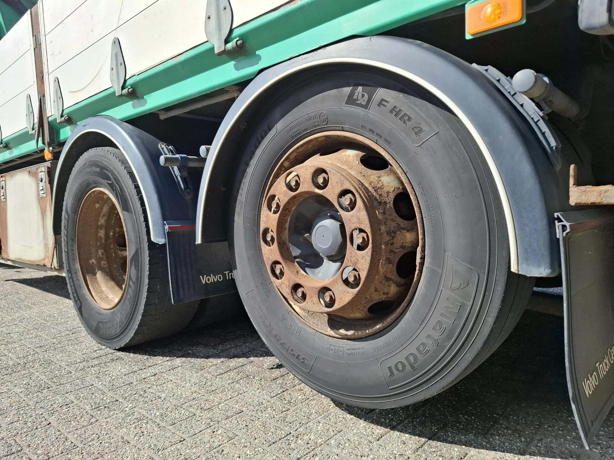 Volvo FM 11.370 2012 - / HMF 1420 REMOTED CRANE / LIFT+LENKACHSE / AIRCO / FRIDGE / AUTOMATIC / EURO-5 / 2012 изображение 22