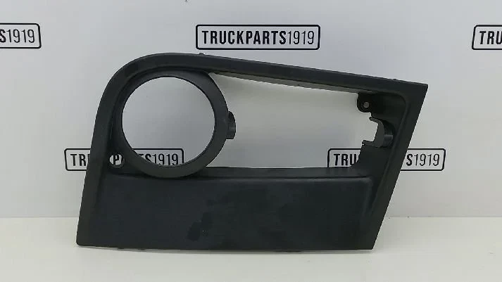 Mercedes-Benz - Body & Chassis Parts Afdekkap mistlamp Re. MB obrázek 1