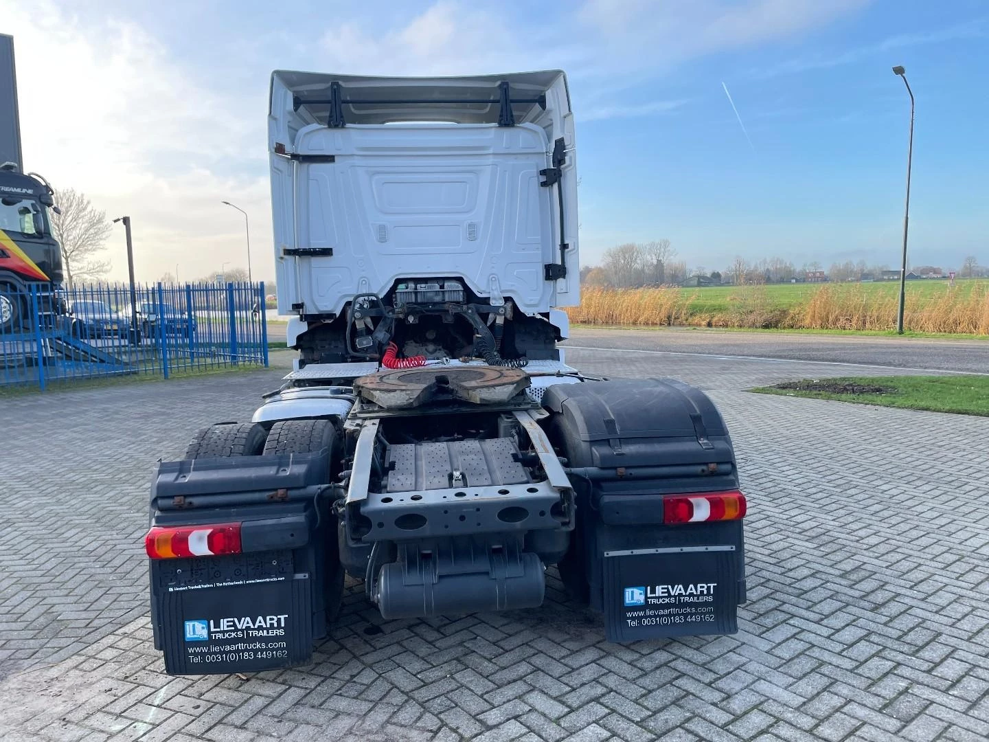 Mercedes-Benz Actros 2013 - 1830 image 11