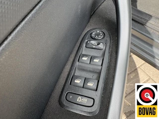 Peugeot 308 2009 - SW 1.6 THP Allure 7p Apk tot 04-2027 immagine 16
