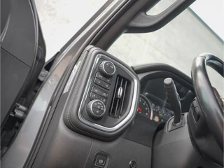 Chevrolet Silverado 2022 - High Country 6.2L V8 imagem 17