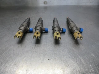 Mercedes-Benz - A 936 070 17 87 // A 936 070 21 87 // A 936 178 70 02 INJECTORS DEMO MERCEDES OM 936LA EURO 6 obrázek 3 náhled