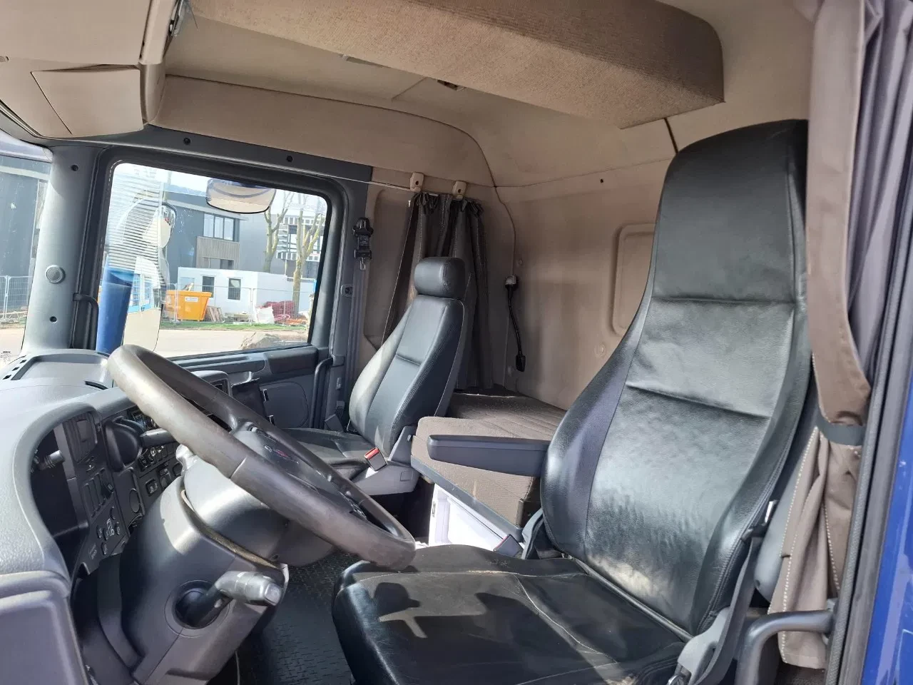Scania R620-V8 2011 - / 6X4 / RETARDER / HYDRAULICS / SMART TACHO / LEATHER / AUTOMATIC / EURO-5 / 2011 Bild 30